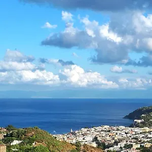 Bed & Breakfast Casa Tra Cielo E Mare, Città di Lipari