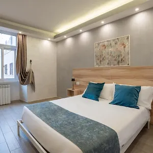Drago D'oro - Accross From Metro Vittorio Emanuele Bed & Breakfast Rome